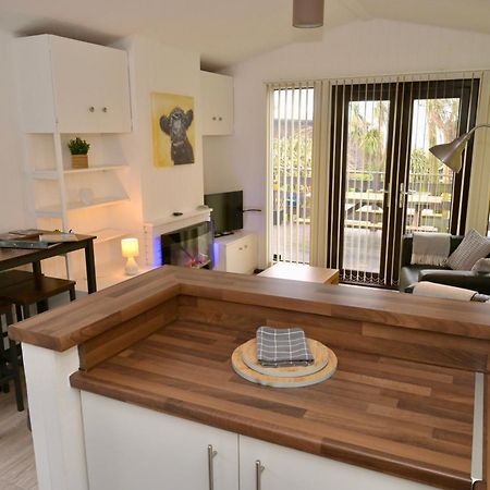 Bunnahabhain 5 - Farm Stay - Stunning Sea And Rural Views Stranraer Extérieur photo