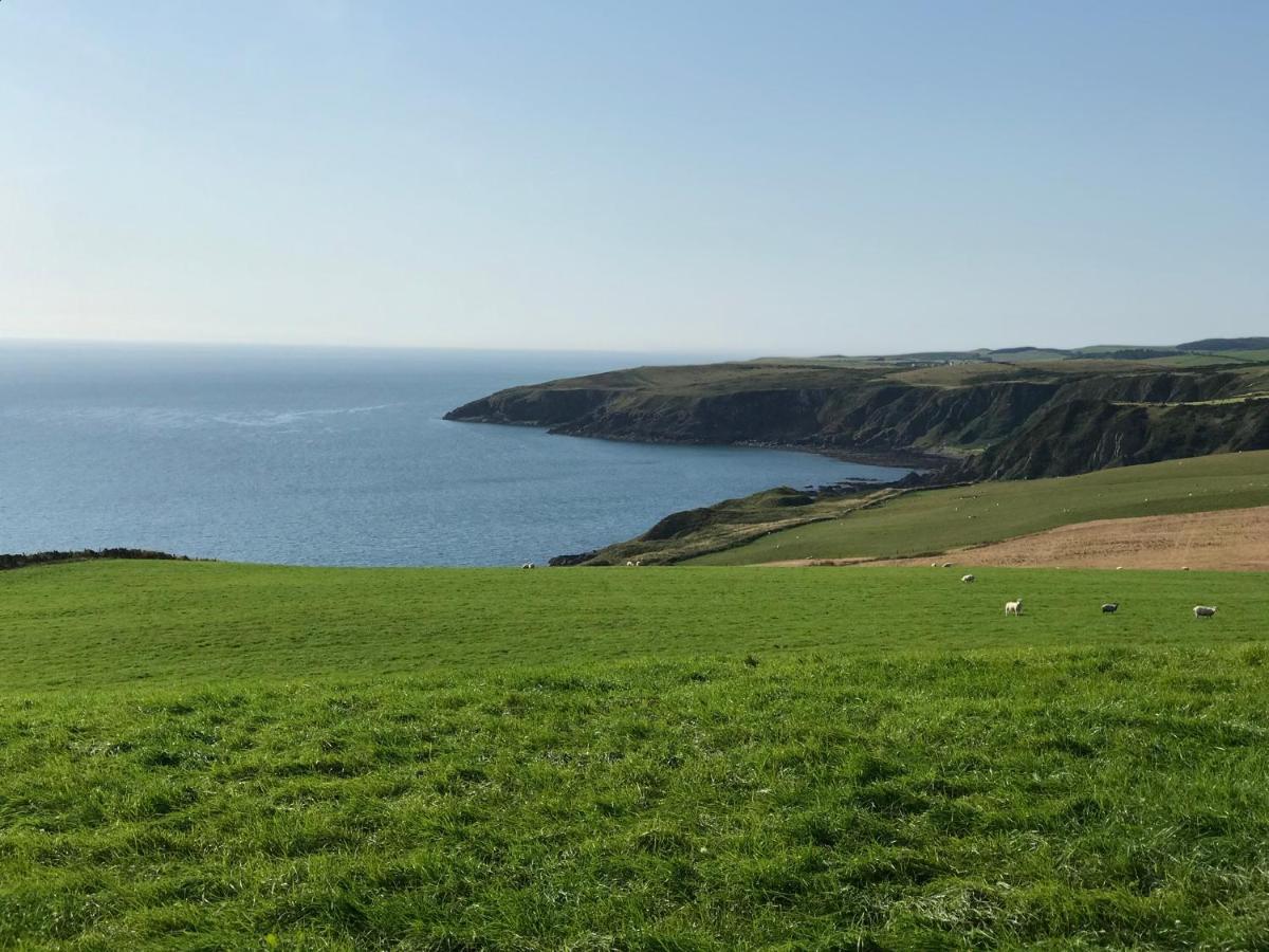 Bunnahabhain 5 - Farm Stay - Stunning Sea And Rural Views Stranraer Extérieur photo